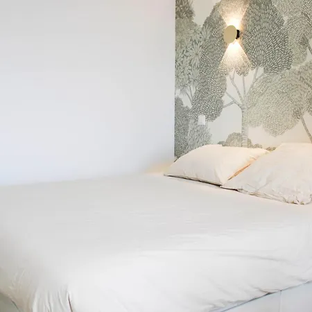 Cozy With Unobstructed Views Near Paris * Montreuil