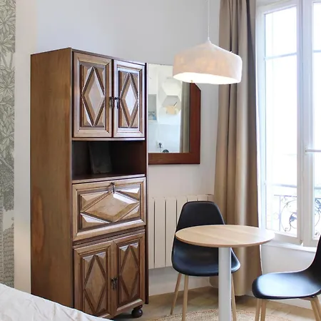 Cozy With Unobstructed Views Near Paris Montreuil (Seine-Saint-Denis)